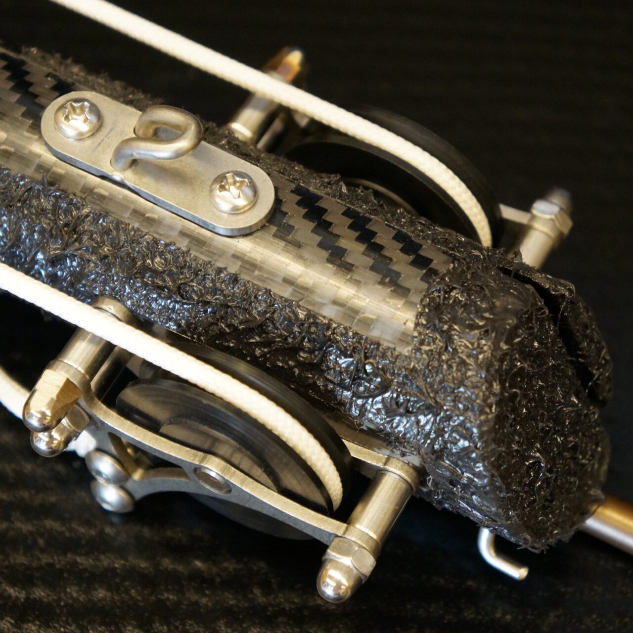 OCEANBORN CARBON INVERT ROLLER - Image 10