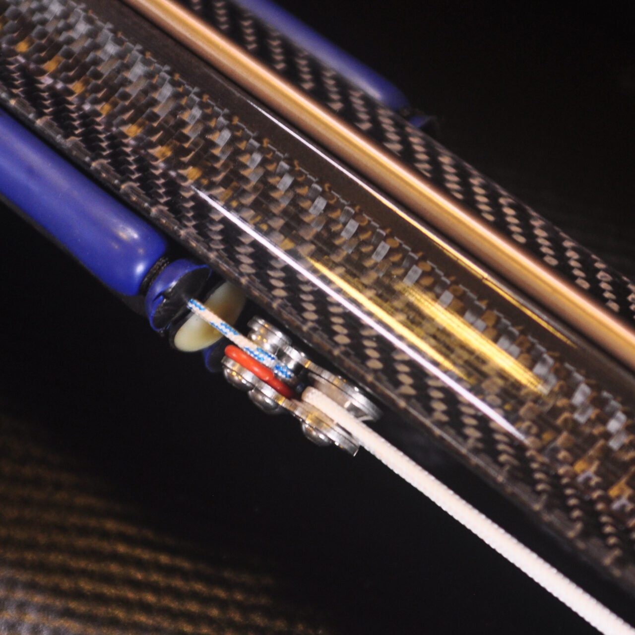 RAPTOR CARBON INVERT ROLLER - Image 6