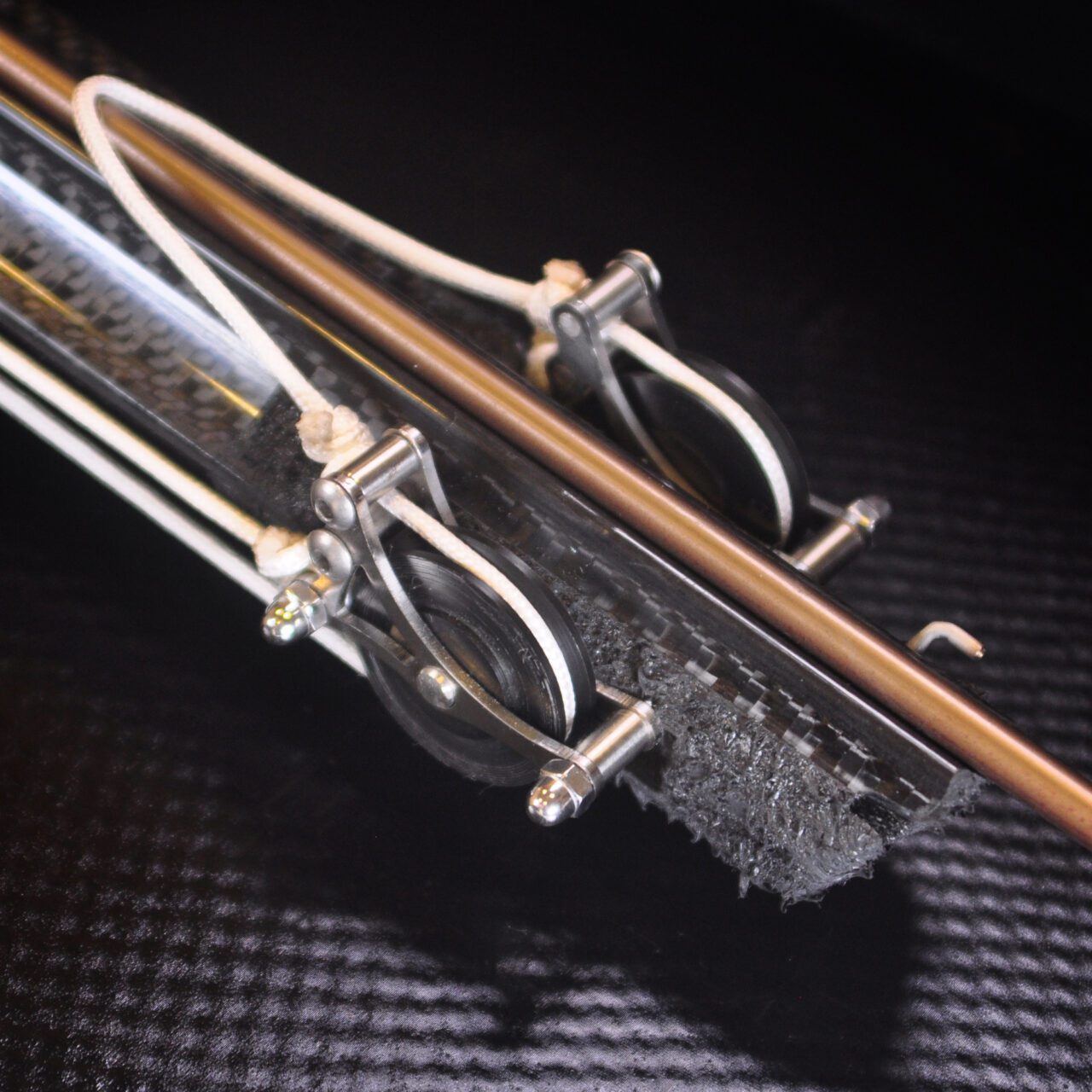 RAPTOR CARBON INVERT ROLLER - Image 7